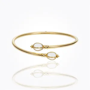 18K Amulet Bellina Bangle with rock crystal and diamond