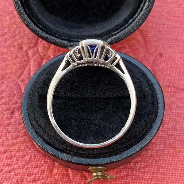 Art Deco Sapphire & Diamond Ring