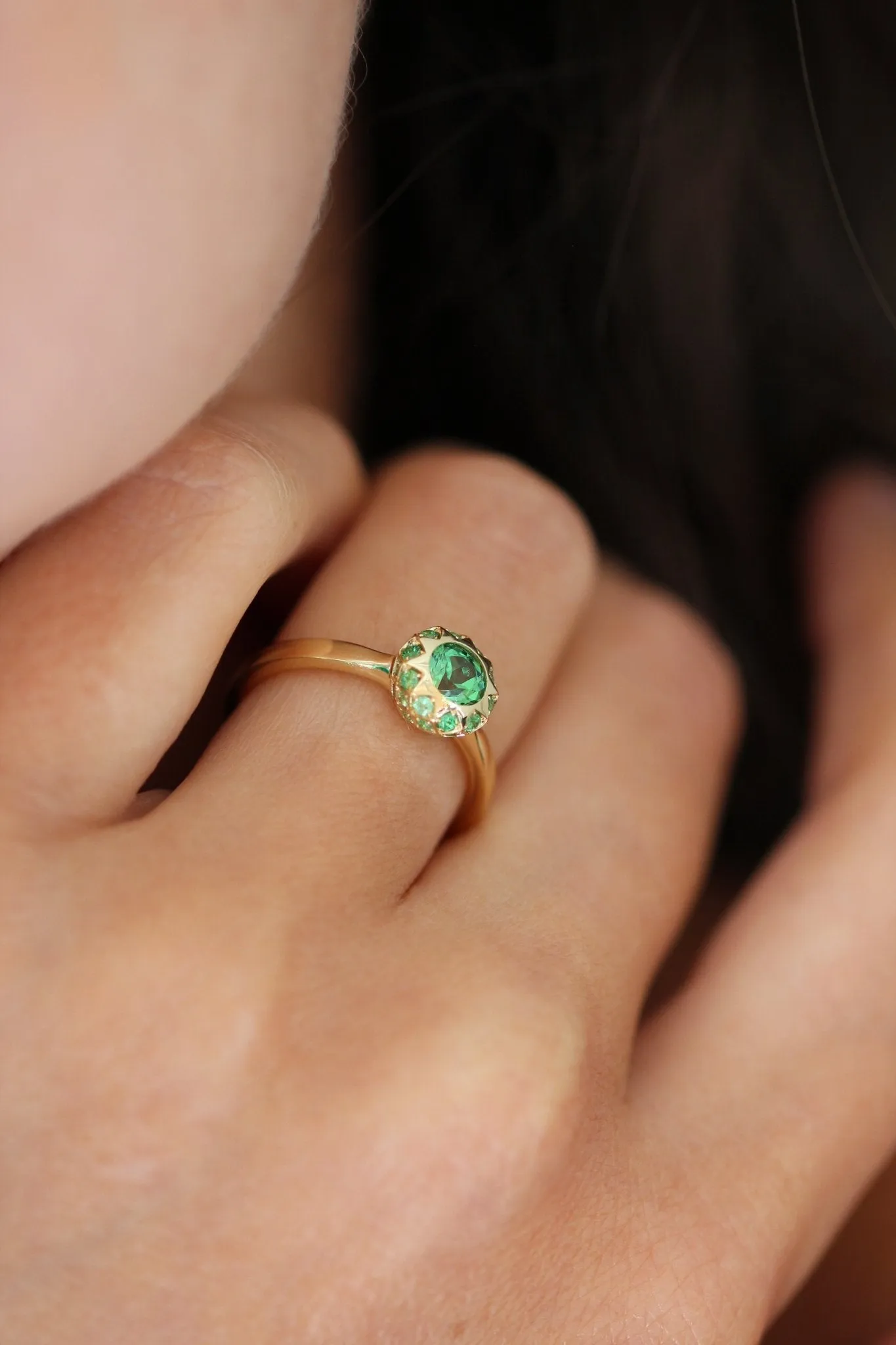 Asteria Tsavorite Solitaire