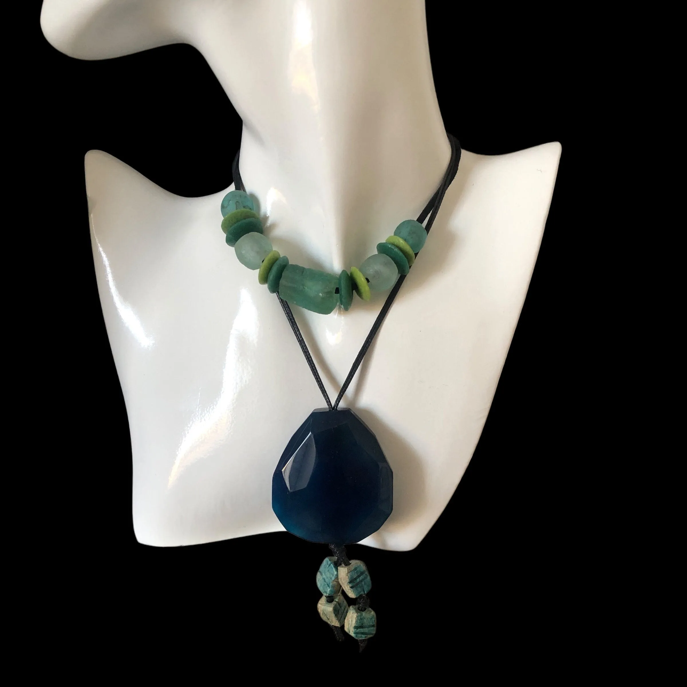 Blue Agate and Egyptian Beads Pendant Necklace