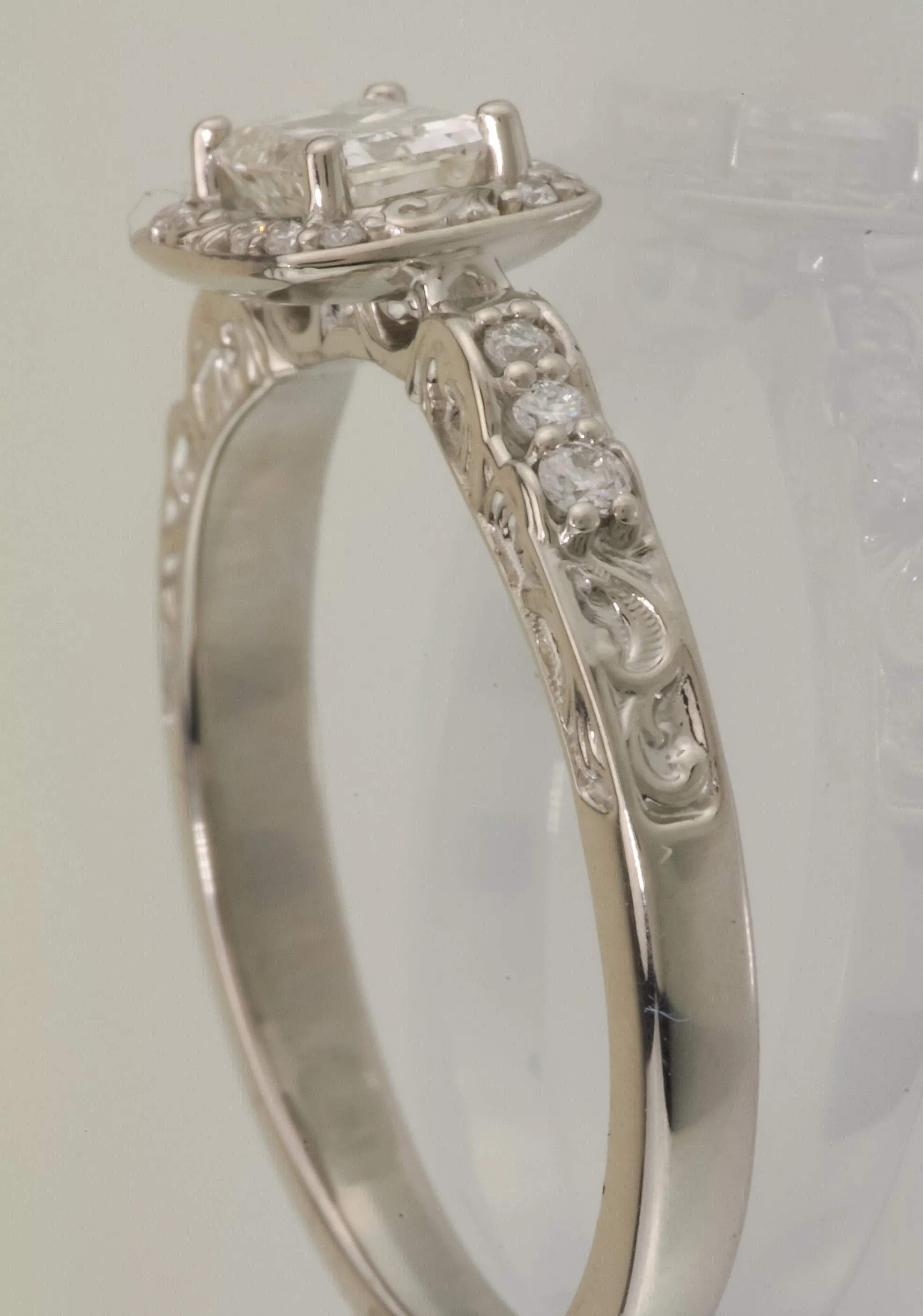 Diamond Ring Mounting