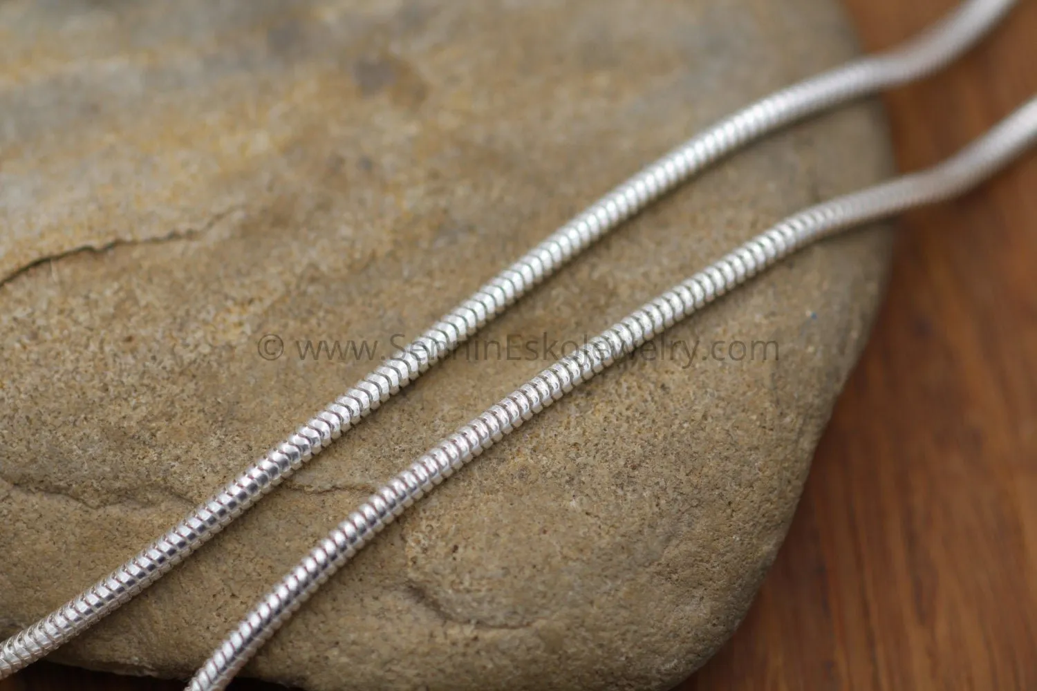 READY TO SHIP Sterling Snake Chain, 2.5mm, Seemless 925 -  choice of 16", 18", 20", 24" or 30" - Silver