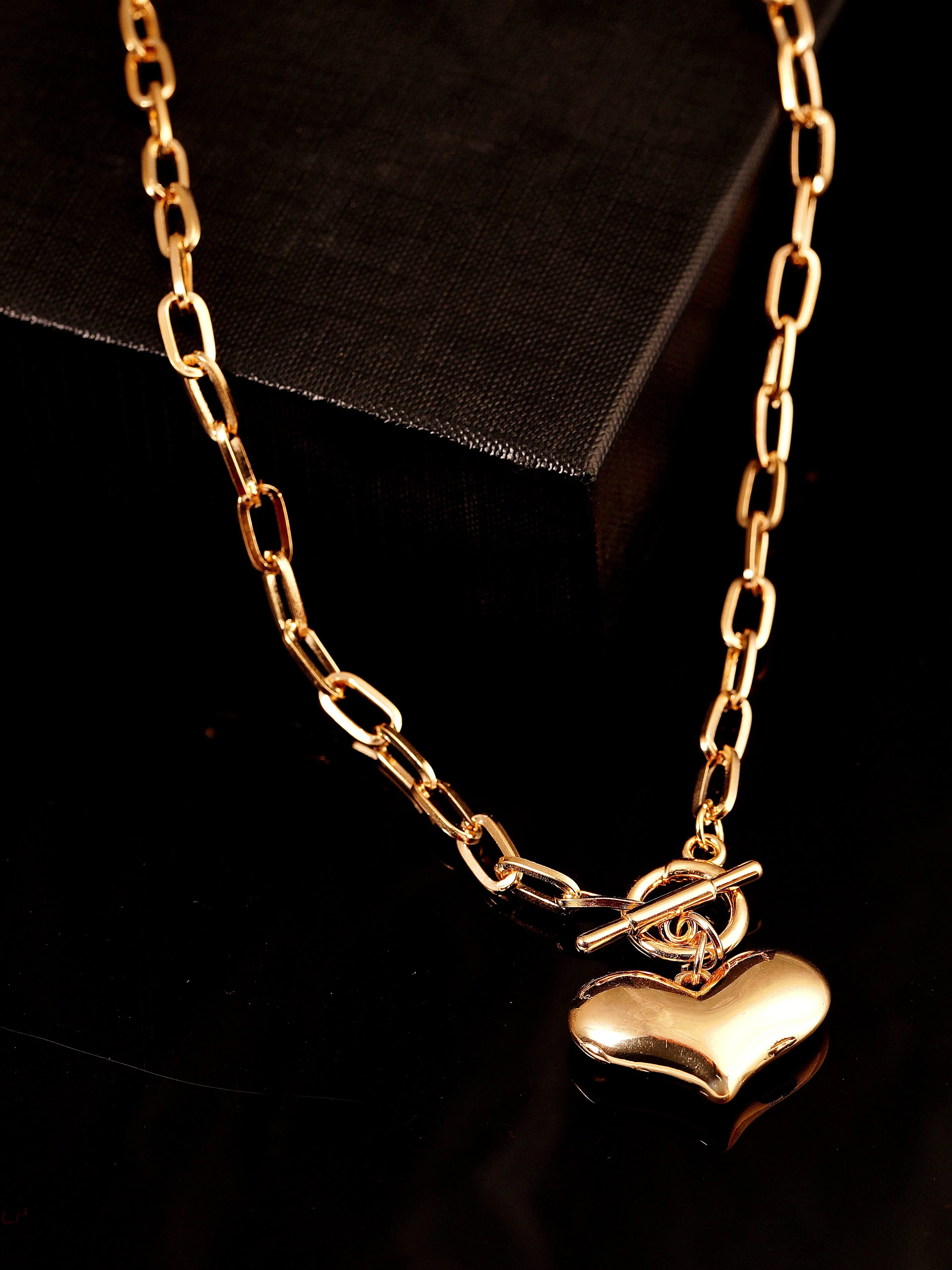 TOKYO TALKIES X Rubans Gold Plated Handcrafted Heart Shape Interlinked  Chain Necklace