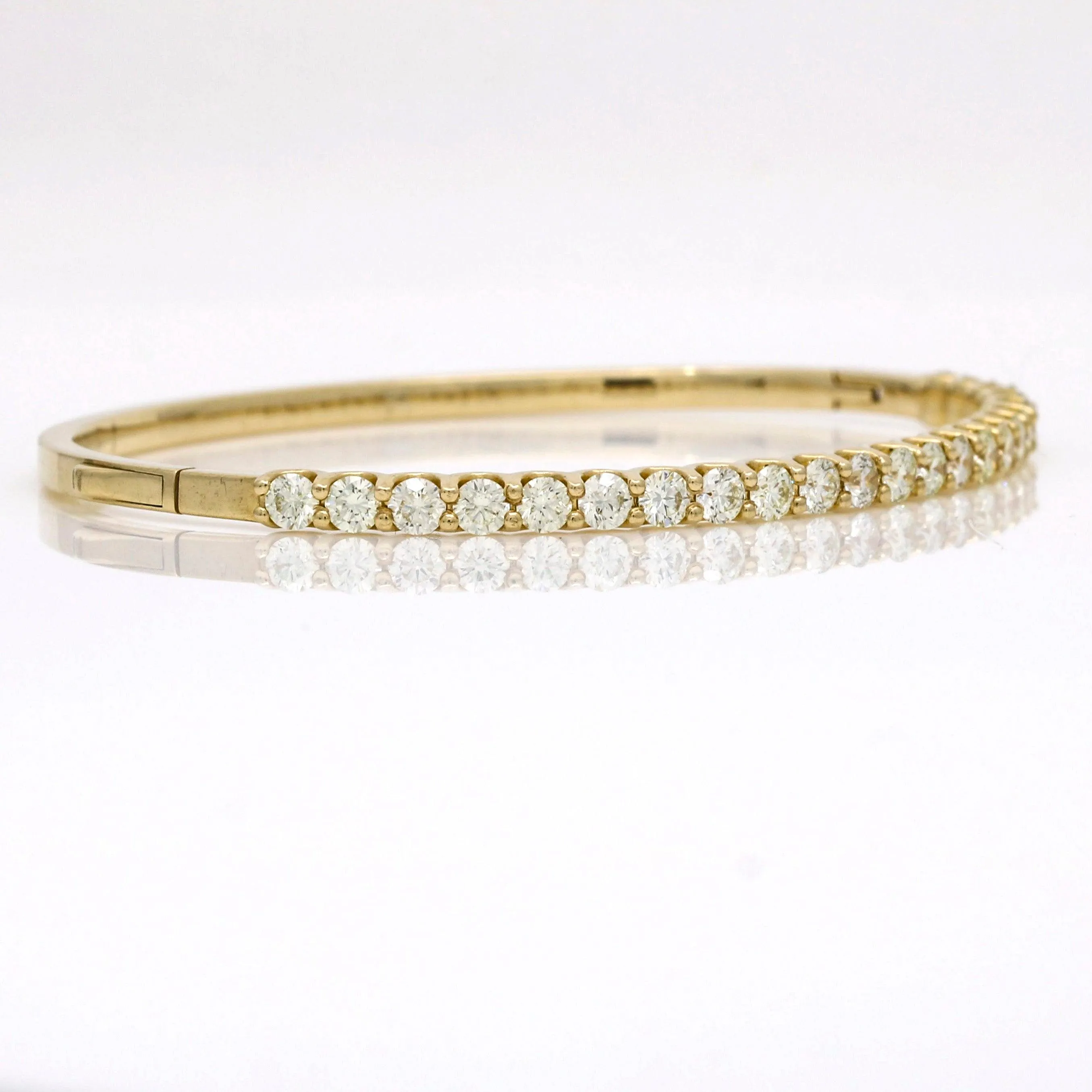 Women's Diamond Hinged Bangle Bracelet in 14k Yellow Gold