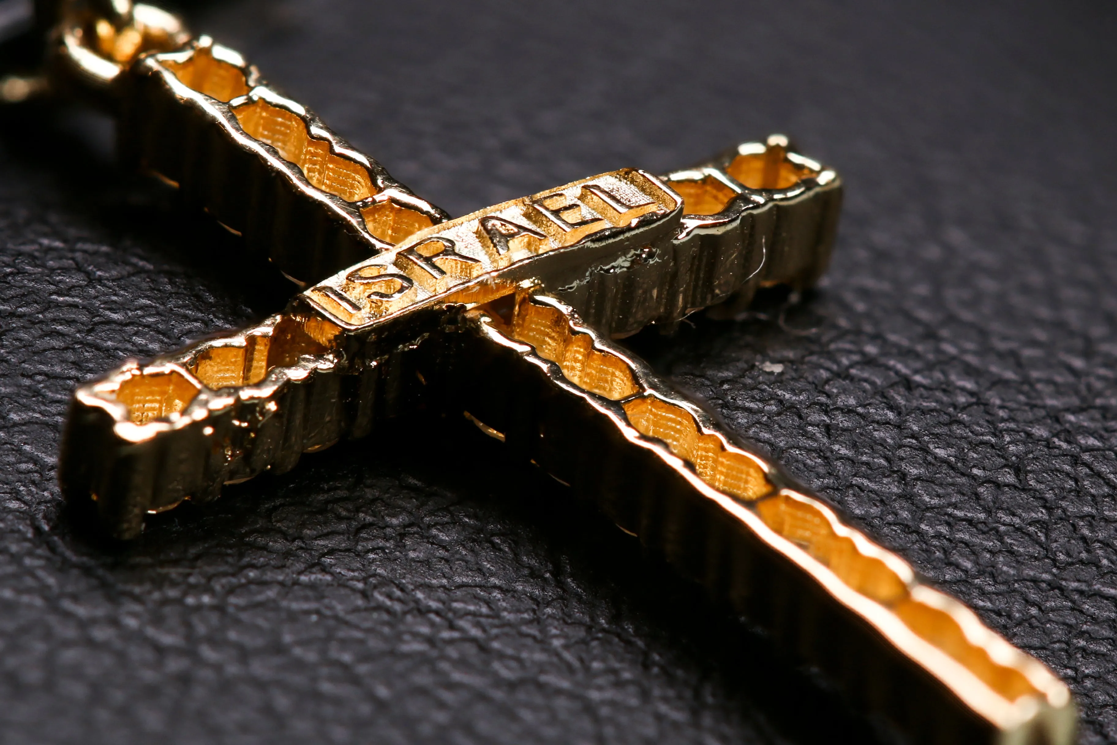 Yellow Gold Cross Pendant with Diamonds 18K